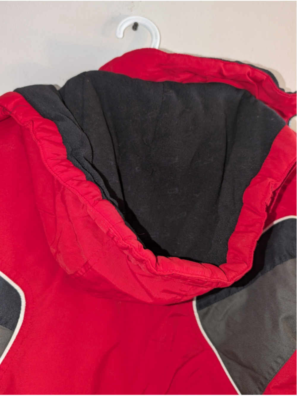 Reebok Puffer Jacket XL Red Gray, Boys - Picture 6 of 7